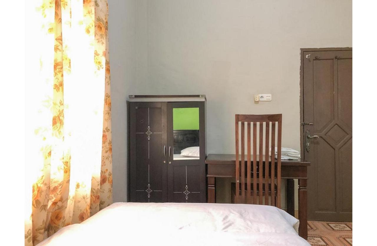 Sinar Hotel Enrekang Exteriér fotografie